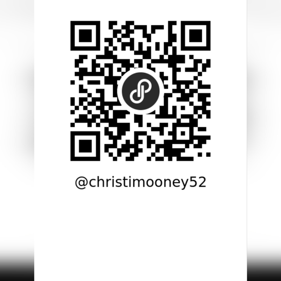 Hi, I'm Christi ❤️ - Picture 2 of 12